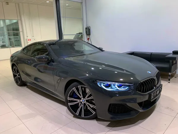 Автомобиль BMW